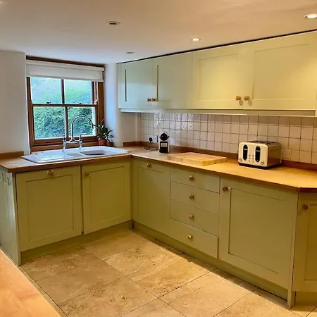 Cotswold Home Over 4 Floors - Perfect For Families Friends Contractors Chipping Norton Exterior photo