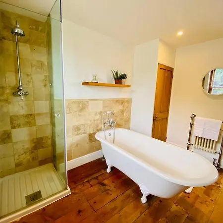 Cotswold Home Over 4 Floors - Perfect For Families Friends Contractors Chipping Norton Exterior photo