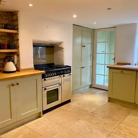 Cotswold Home Over 4 Floors - Perfect For Families Friends Contractors Chipping Norton Exterior photo